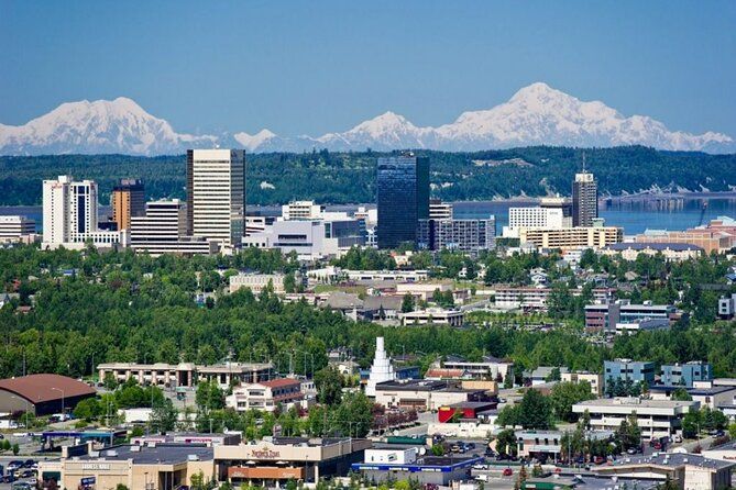 Seward to Anchorage Cruise Transfer and Private Tour
