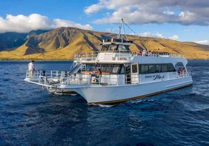 Maui Sunset Dinner Cruise - A Hawaiian Hula Experience