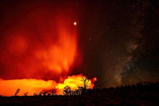 Deluxe Volcano Experience with Restaurant Dinner
