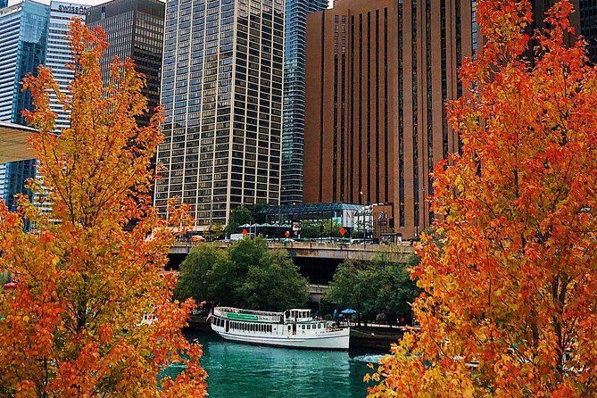 Chicago Architecture Center River Cruise aboard First Lady