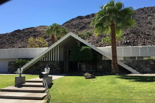 Palm Springs Celebrity 2 Hour Grand Tour