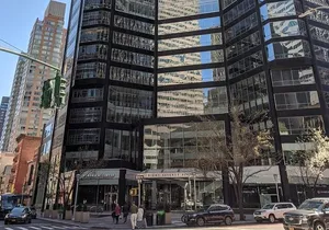 Holdouts: A NYC Architecture Walking Tour