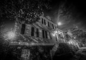 Savannah America's Most Haunted City® Walking Ghost Tour