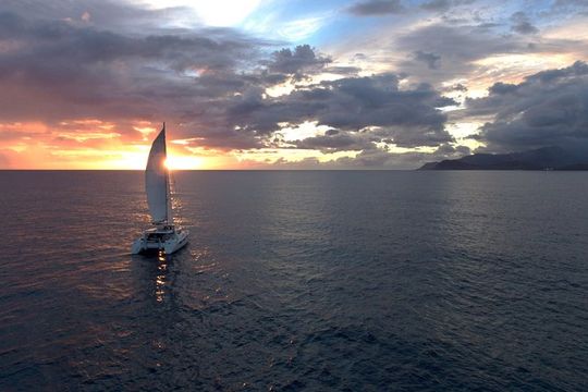 Small Group Yacht Sunset Cruise from Oahu