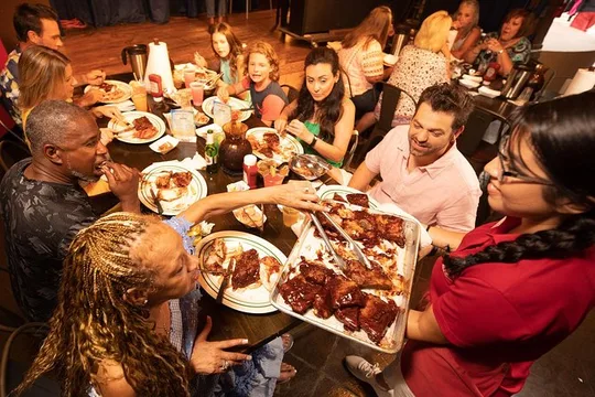 JUNGLE QUEEN, Sightseeing Cruise, BBQ Dinner, Show, & Wildlife