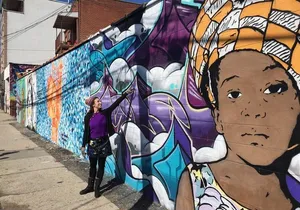 Brooklyn Street Art Graffiti Private Tour by Foot and Subway