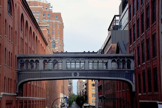 Semi-Private Meatpacking District, Chelsea Market, and High Line Walking Tour