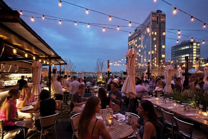 NYC Nightlife Tour with a Local: Private & Personalized