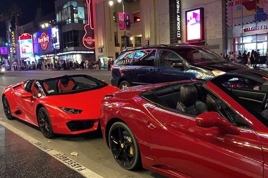 30-Minute Luxury Driving Tour: Explore Hollywood in a Ferrari