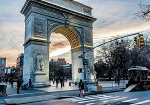 Luxury Private VIP Tour by SUV: Best of NYC. Select 3 or 5 hours