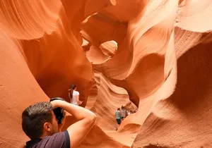 Antelope Canyon and Horseshoe Bend Small Group Tour from Vegas