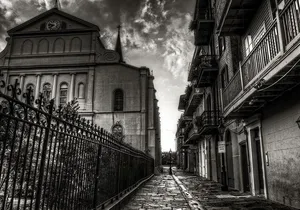 French Quarter Bar Pit Stop and NOLA Legends Tour