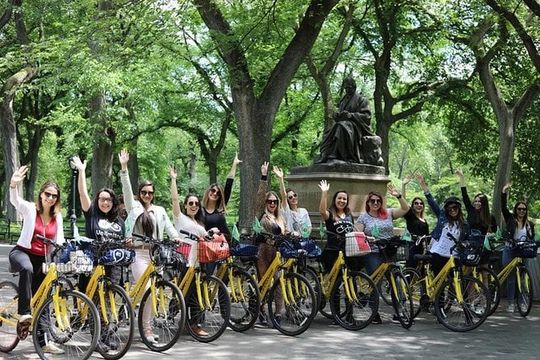 Central Park NYC Highlights Small-Group Bike Tour