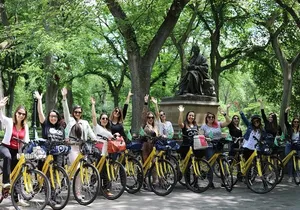 Central Park NYC Highlights Small-Group Bike Tour