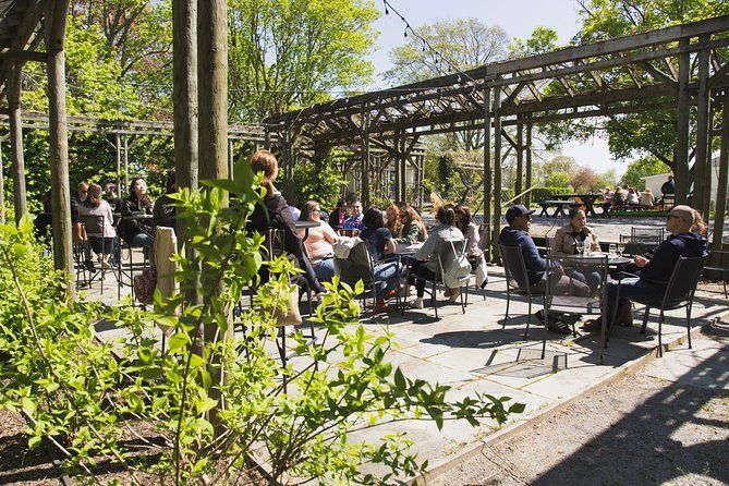 Long Island Winery Tour with Lunch from Manhattan (#1 Rated!)