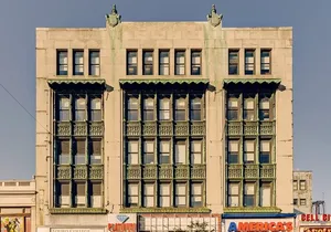 Harlem Walking Tour: Mount Morris Park Historic District w/ Lunch