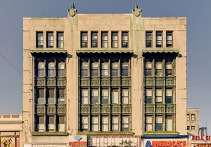 Harlem Walking Tour: Mount Morris Park Historic District w/ Lunch