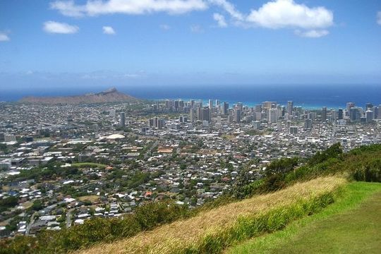 5-Hour Private Customized Luxury Convertible Tour of Oahu's South Shore