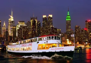 Circle Line: 2hr - New York City Harbor Lights Cruise