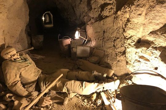 Small Group Ghost Town Gold Mine Tour with Hoover Dam Photo Stop