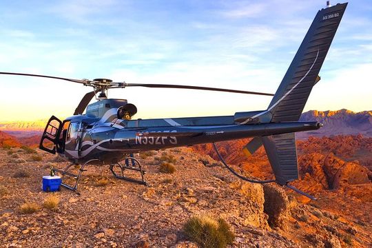 Grand Canyon Helicopter Flight with Sunset Valley of Fire Landing