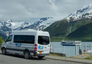 Glaciers and Wildlife: Super Scenic Day Tour from Anchorage