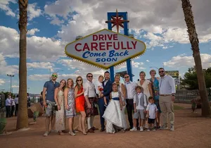 3 Hour Private Limo Photo Tour