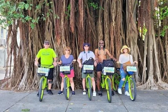 Guided bicycle tour of Old Town Key West