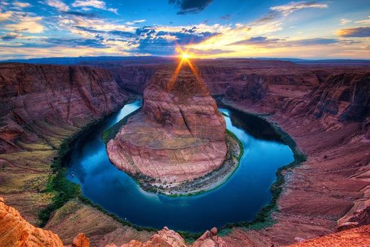 Antelope Slot Canyon and Horseshoe Bend Day Tour from Sedona
