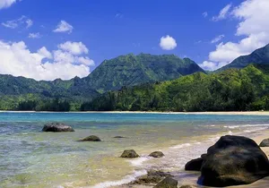One-Day Tour Hawaii Movie Tour: Island Hopping from Oahu to Kauai