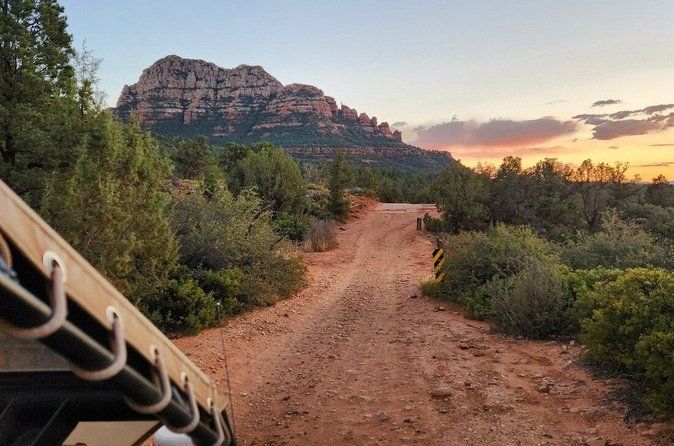 Sedona Seven Canyons Jeep Tour: Van Deren Cabin & Dry Creek Basin