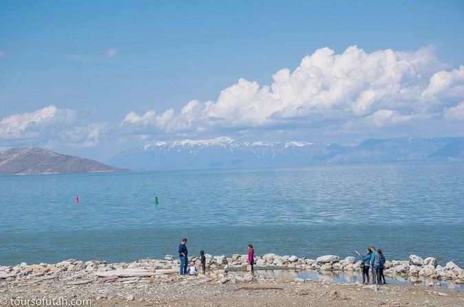 Great Salt Lake 2-Hour Guided Minibus Tour from Salt Lake City