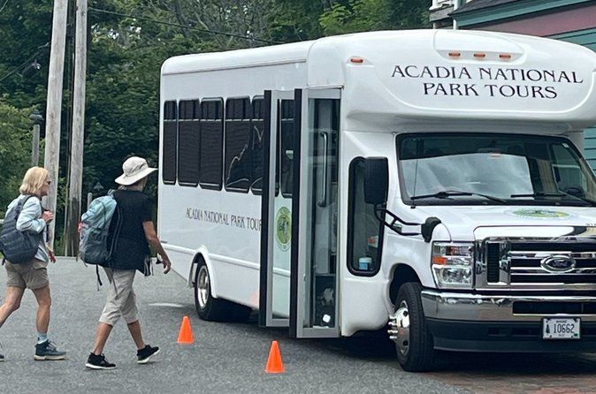 Narrated Bus Tour of Bar Harbor and Acadia National Park