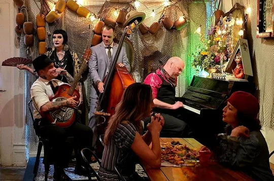 French Quarter Shrimp Boil & Live Music