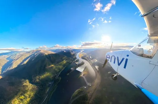 Multnomah Falls and Columbia River Gorge Tour by Envi Adventures