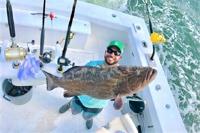 4-Hour Day or Night-Time Reef Bottom Fishing Charter in Fort Lauderdale