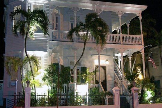 Key West Haunted Pub Crawl & Ghost Tour