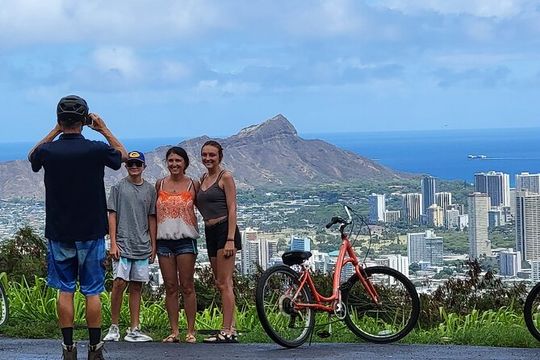Half Day Oahu Combo Adventure: Bike, Sail and Snorkel