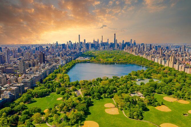 New York in One Day Guided Sightseeing Tour (includes bus, walking tour and ferry ride!)