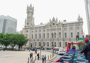 City Sightseeing Philadelphia HOHO Bus Tour + Bookable Extras