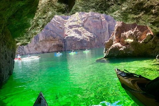 Hoover Dam Kayak Tour with Shuttle - Hot Springs & Emerald Cave