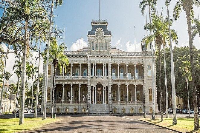 Complete Pearl Harbor Experience Tour Departing from Waikiki Area