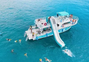 Oahu Dolphin and Snorkel Tour with Waikiki Pickup & Lunch