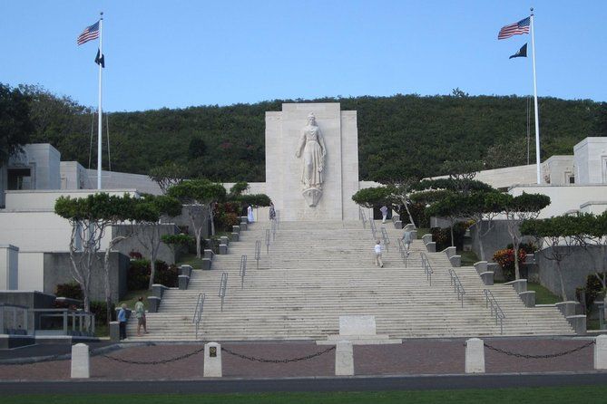 Pearl Harbor History Remembered Tour from Ko Olina