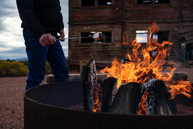 Campfire S'mores and Stars Tour in Kanab