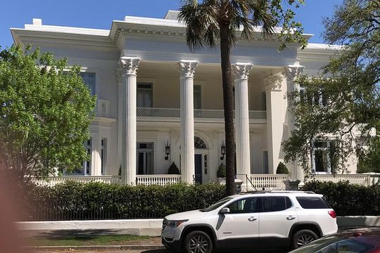 Historic Homes of Savannah Guided Walking Tour