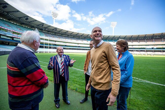 Half-Day Sports Lovers Bus Tour of Melbourne with MCG Tour