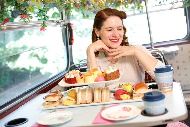 Afternoon Tea Bus Tour in Dublin