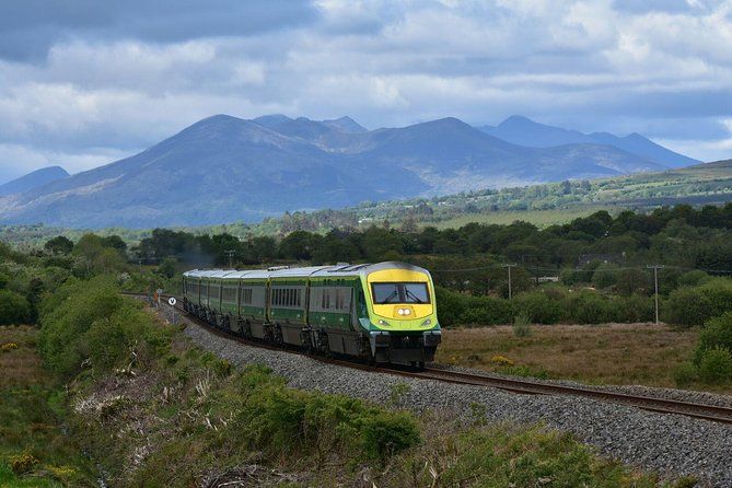 Dublin to Cork, Blarney Castle and Cóbh Heritage Centre by Train