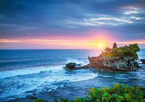 Tanah Lot Tour with Ubud Monkey Forest, Rice Terraces, and Waterfalls